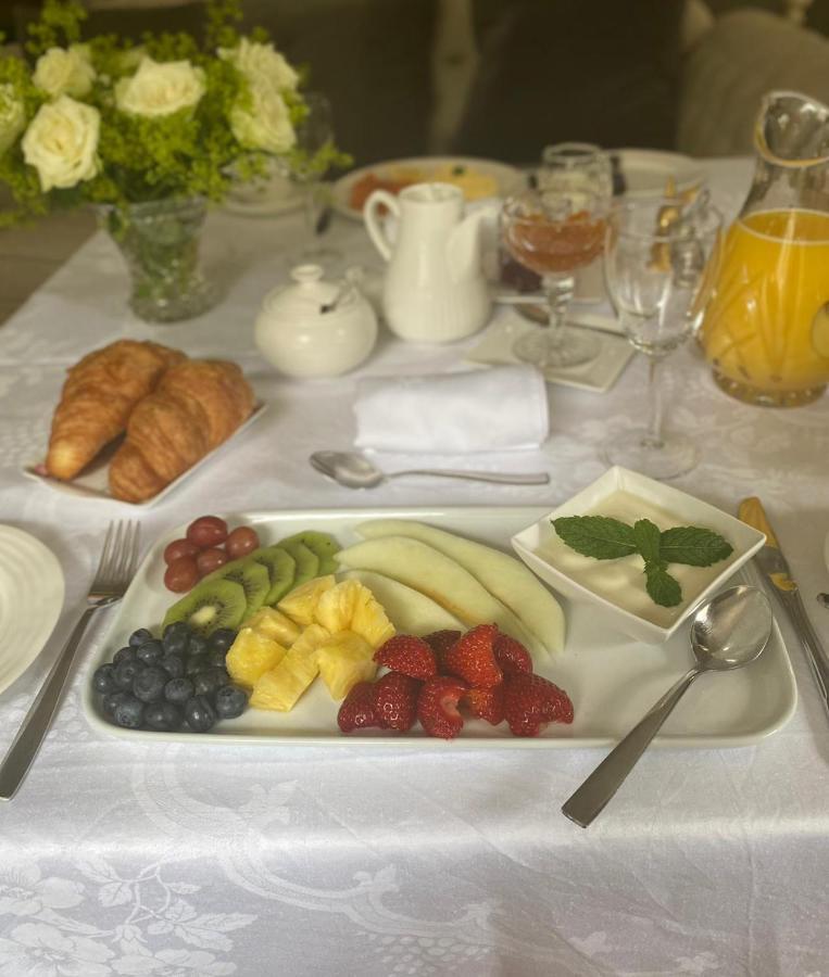 West End Townhouse Bed and Breakfast EDI Buitenkant foto