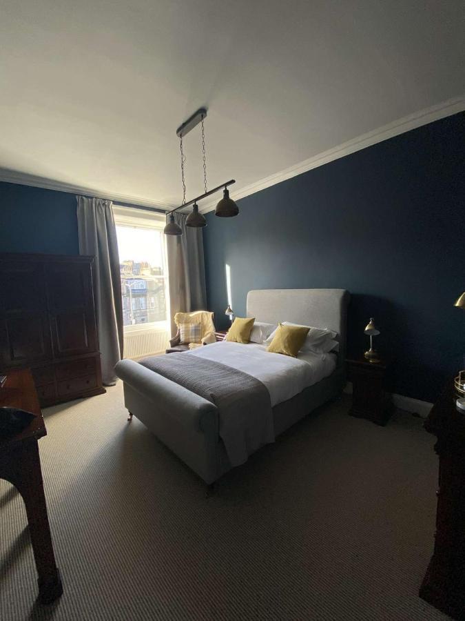 West End Townhouse Bed and Breakfast EDI Buitenkant foto