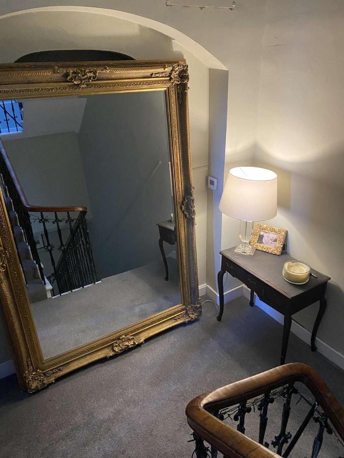 West End Townhouse Bed and Breakfast EDI Buitenkant foto